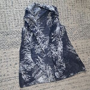 Women's Navy and White Patterned Cardigan